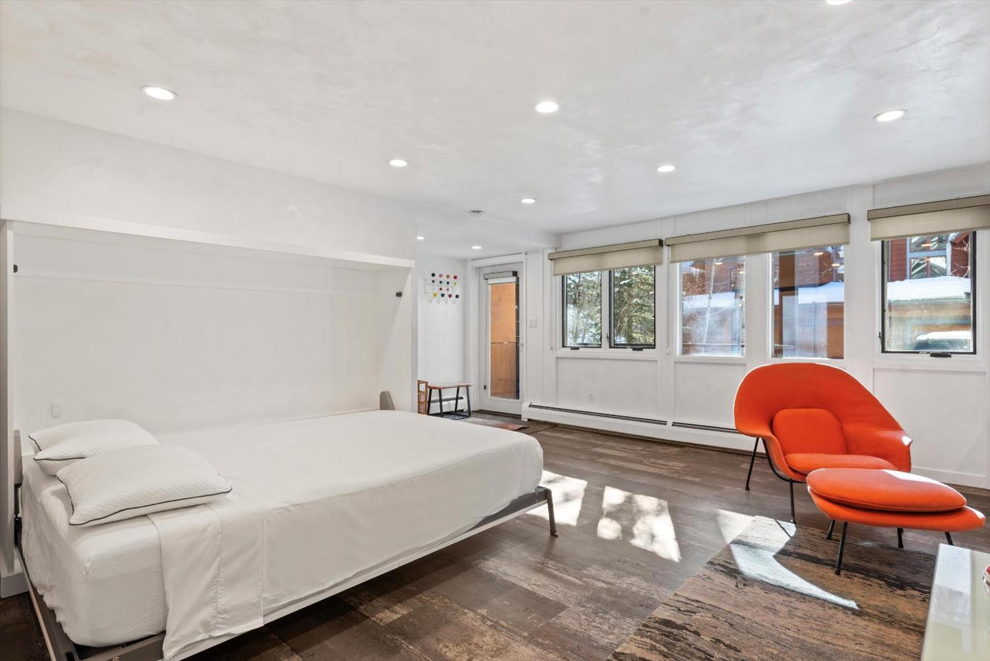 305a Aspen