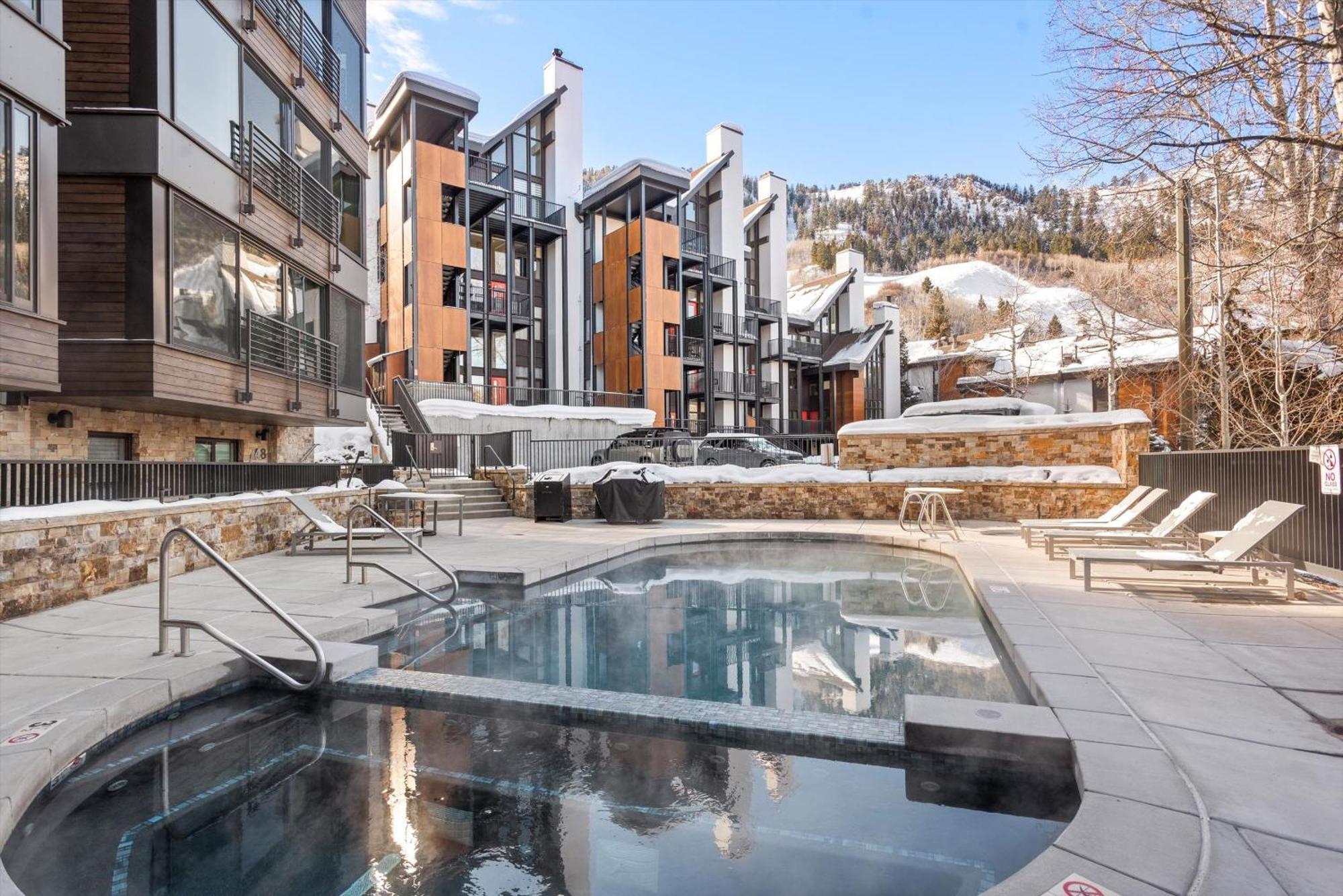 305a Apartment Aspen