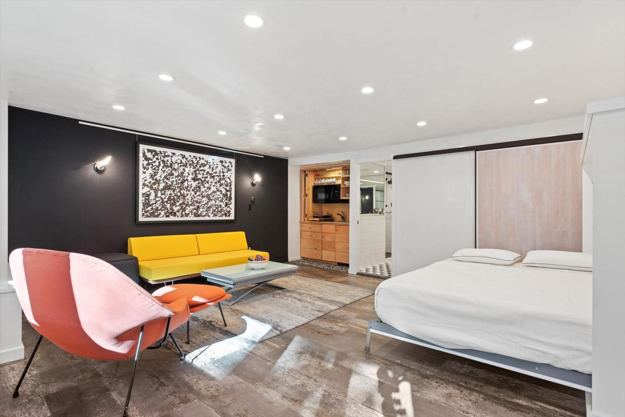305a * Aspen