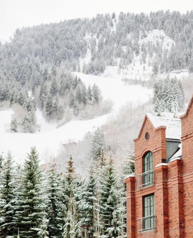 St Regis With 2 Queens * Aspen
