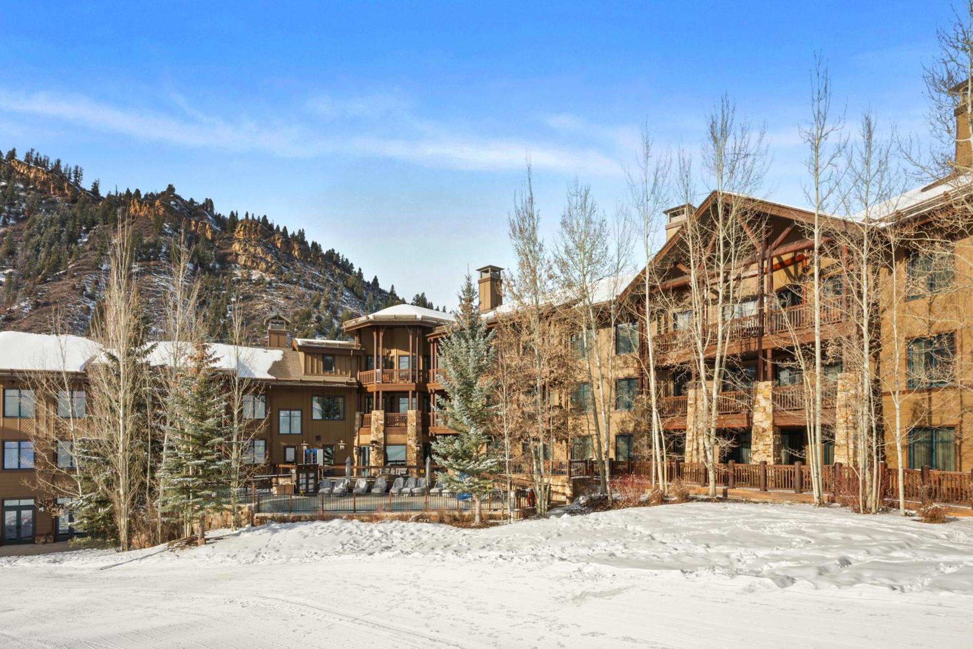 The Ritz-carlton Club, Two-bedroom Wr 2406, Ski-in & Ski-out In Highlands * Aspen