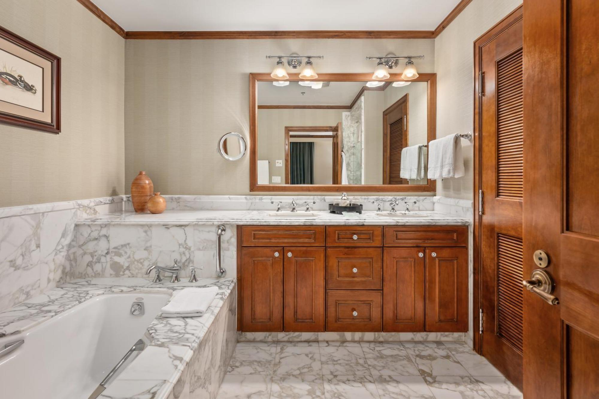 Holiday home The Ritz-carlton Club, Two-bedroom Wr 2406, Ski-in & Ski-out In Highlands *