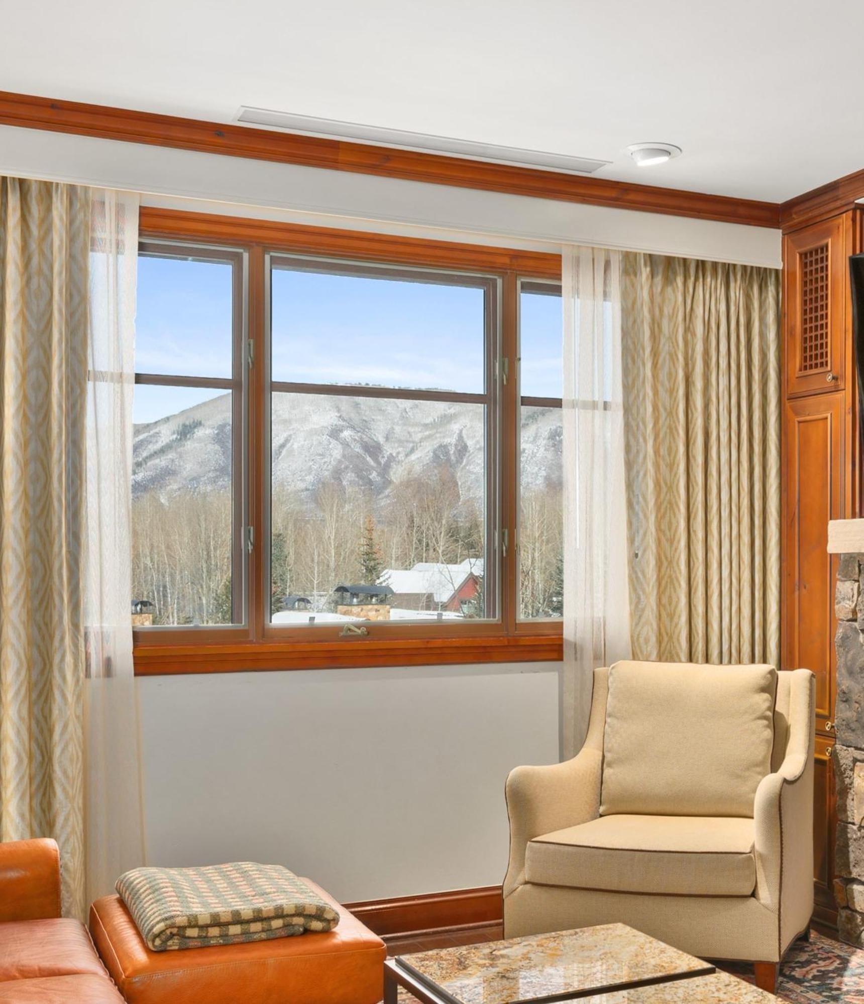 The Ritz-carlton Club, Two-bedroom Wr 2406, Ski-in & Ski-out In Highlands Aspen
