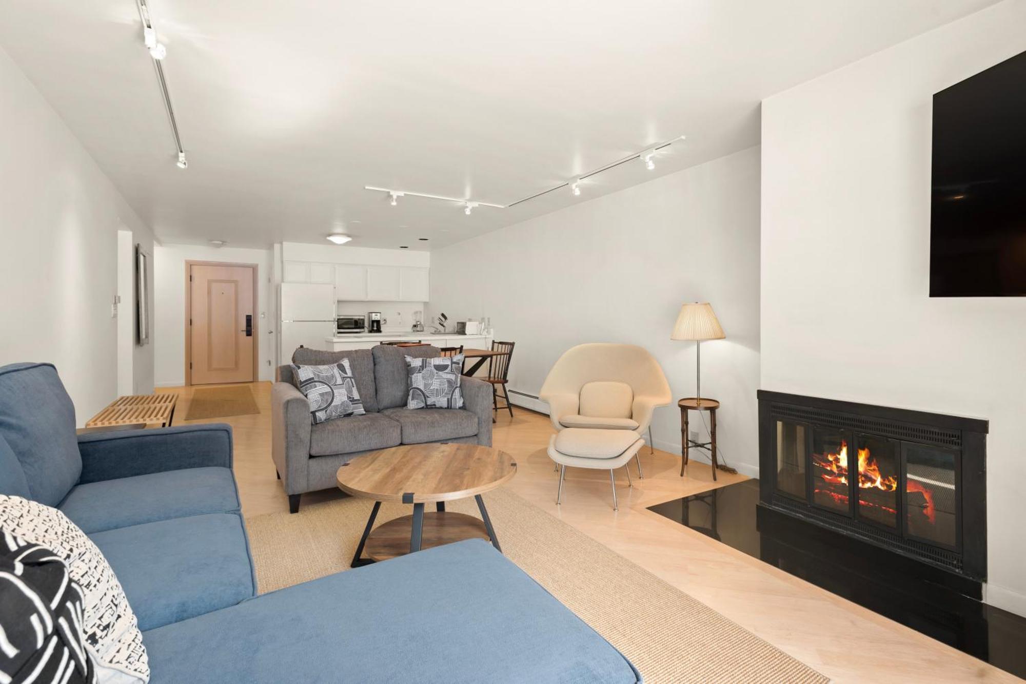 Southpoint 2d, Prime Access To Mountain, 2 Bed - 2 Bath With Stunning Mountain Views Holiday home