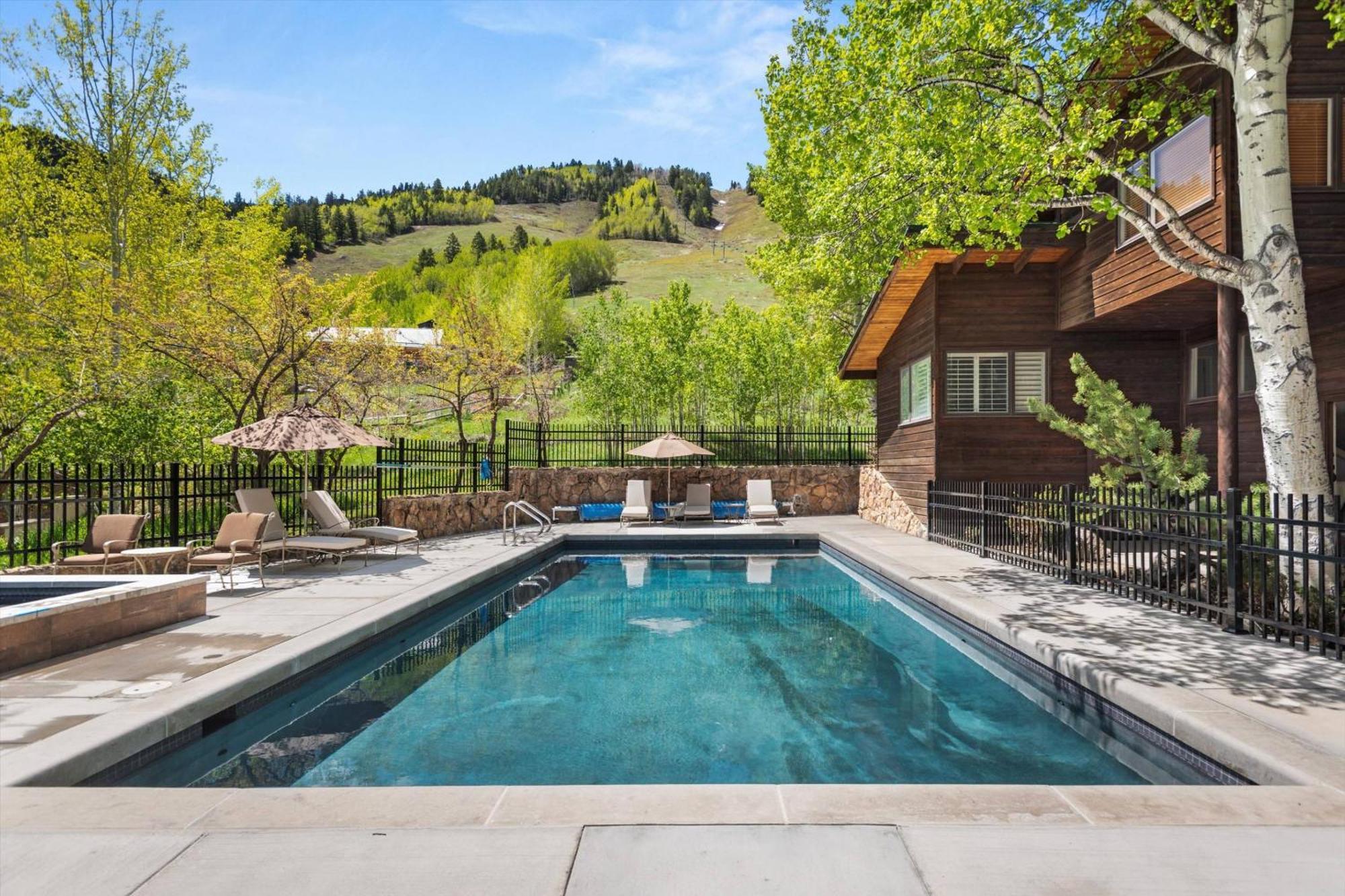 Mountain Queen 14 Holiday home *