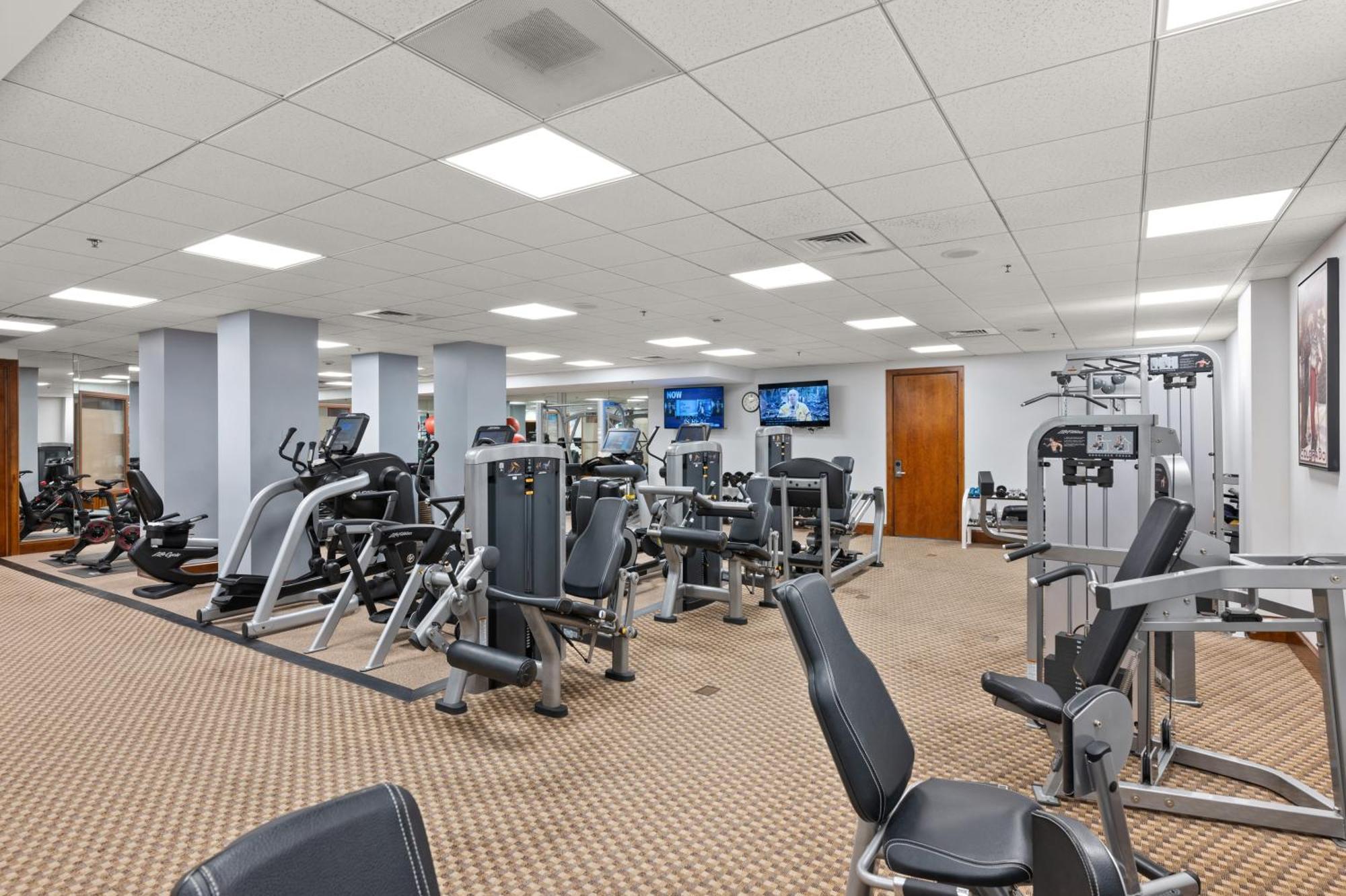 The Ritz-carlton Club, 3 Bedroom Premier 8303, Ski-in & Ski-out In Highlands Aspen
