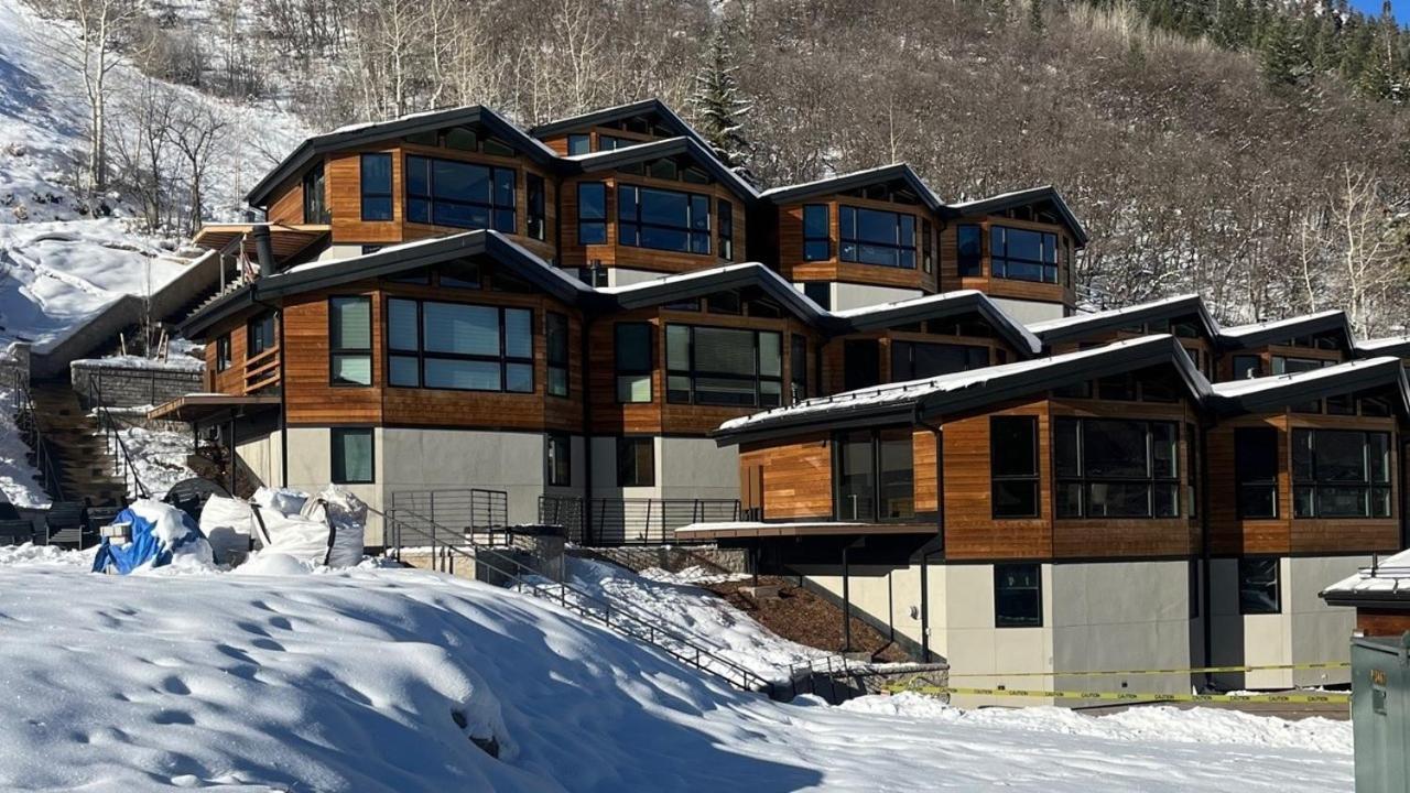 Shadow Mountain Unit 19, Charming Ski-in, Ski-out With Great Views And Pool Access
