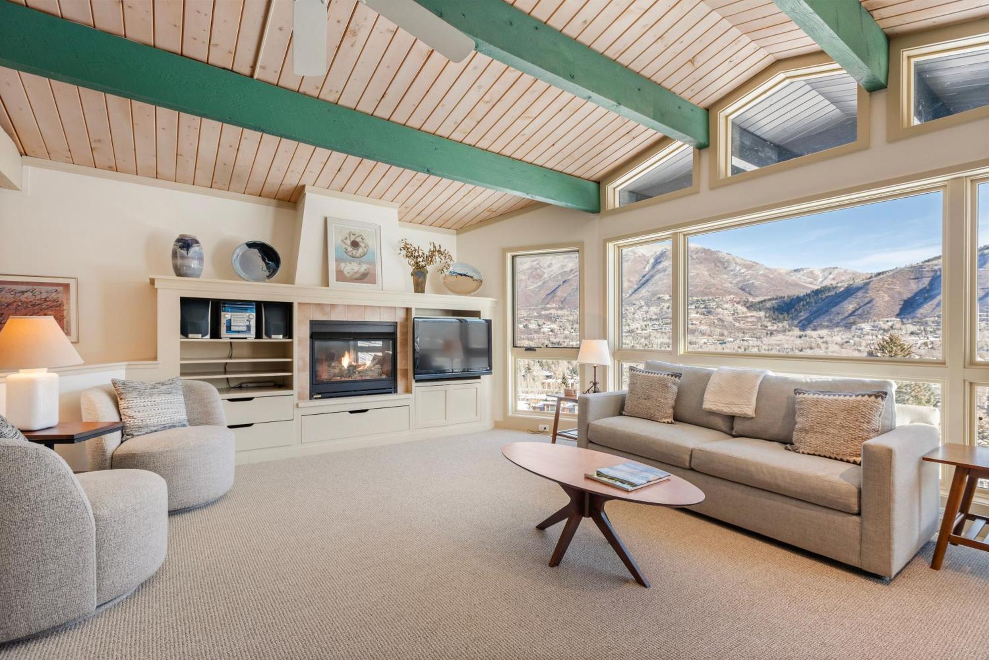 Holiday home Shadow Mountain Unit 19, Charming Ski-in, Ski-out With Great Views And Pool Access Aspen