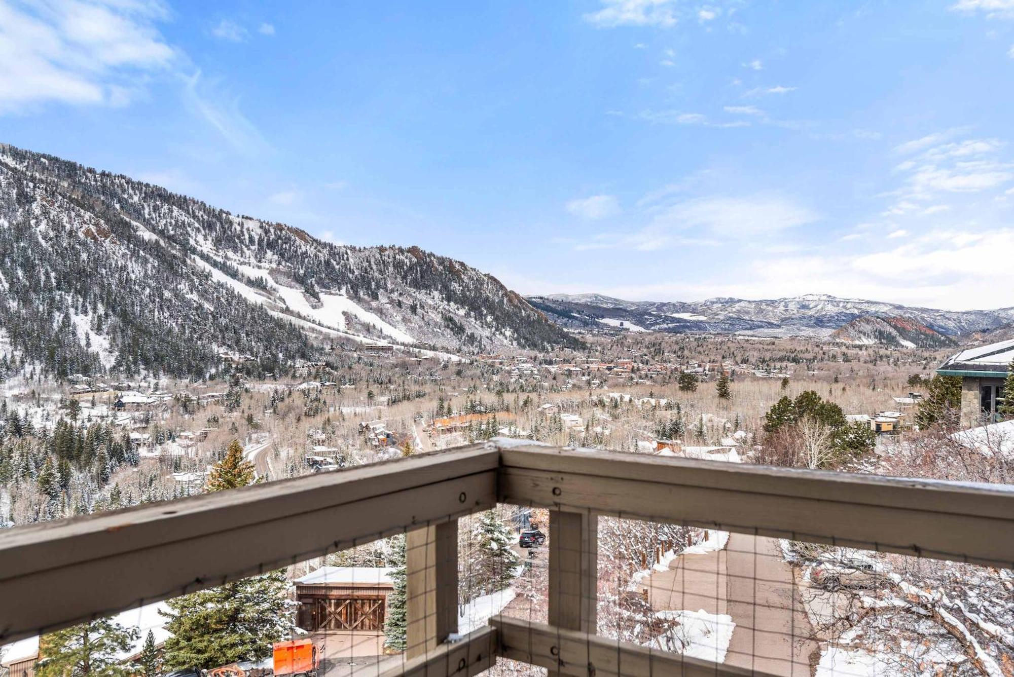 Mountain Summit Serenity Views Adventure * Aspen