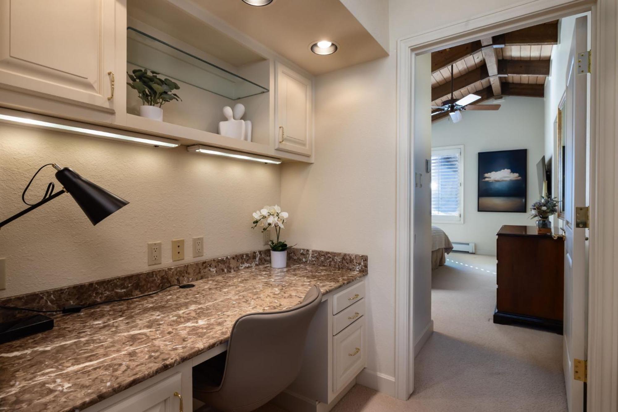 Oversized 3br - Prime Location Ac Unobstructed Views Holiday home