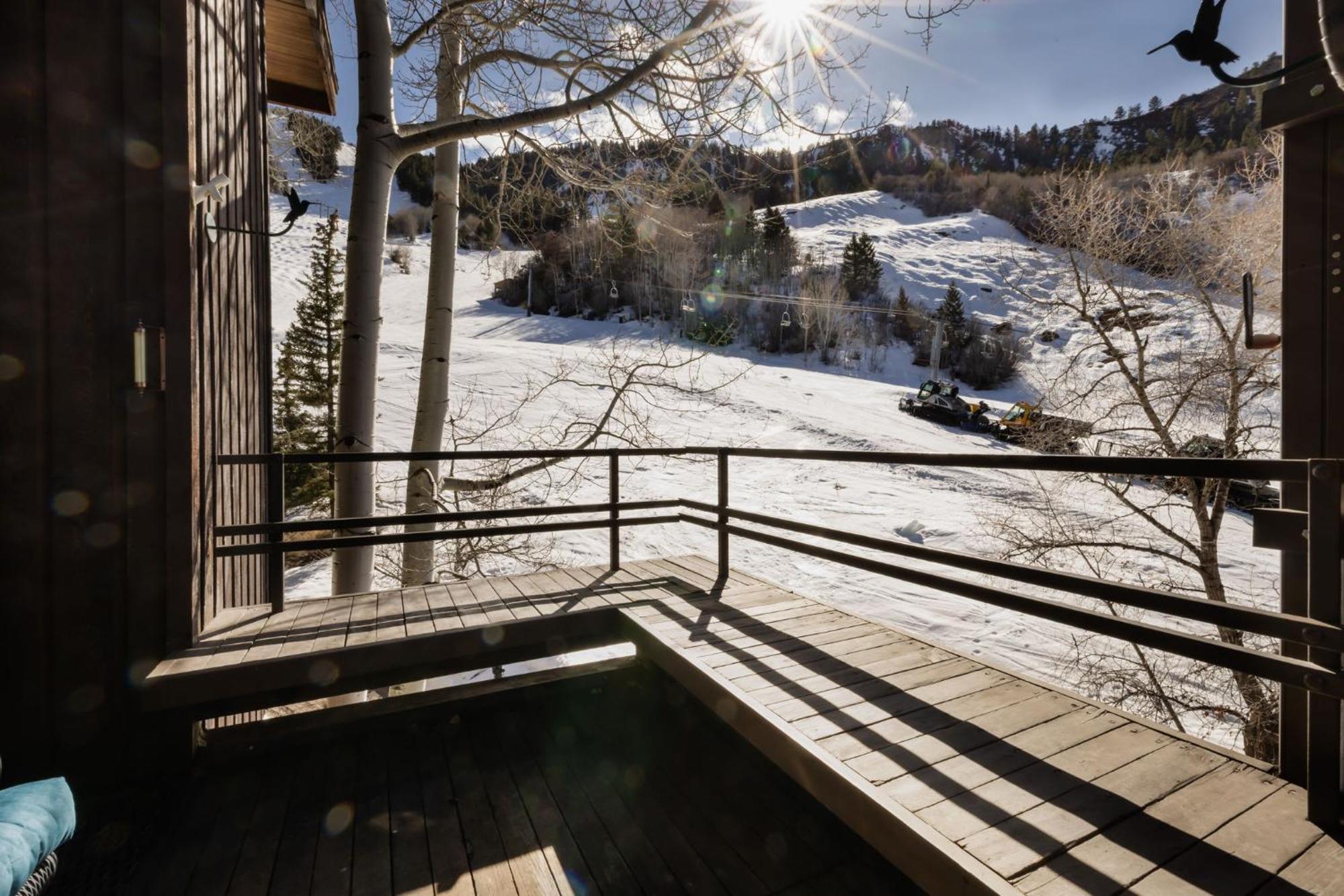 Oversized 3br - Prime Location Ac Unobstructed Views Holiday home Aspen