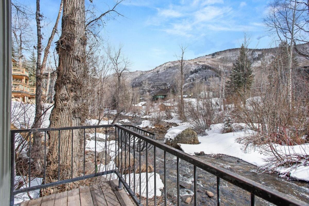 Sunlit 2 Bed 2 Bath Riverfront Apartment Aspen