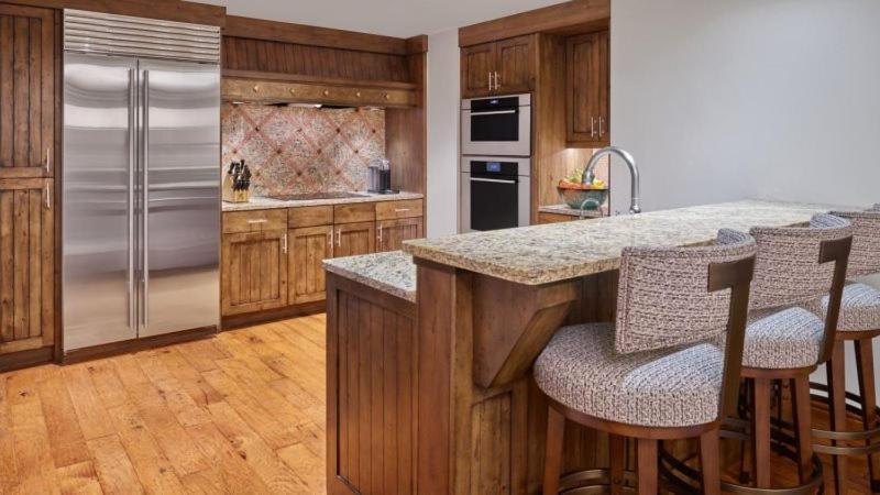 St, Regis 2 Bedroom