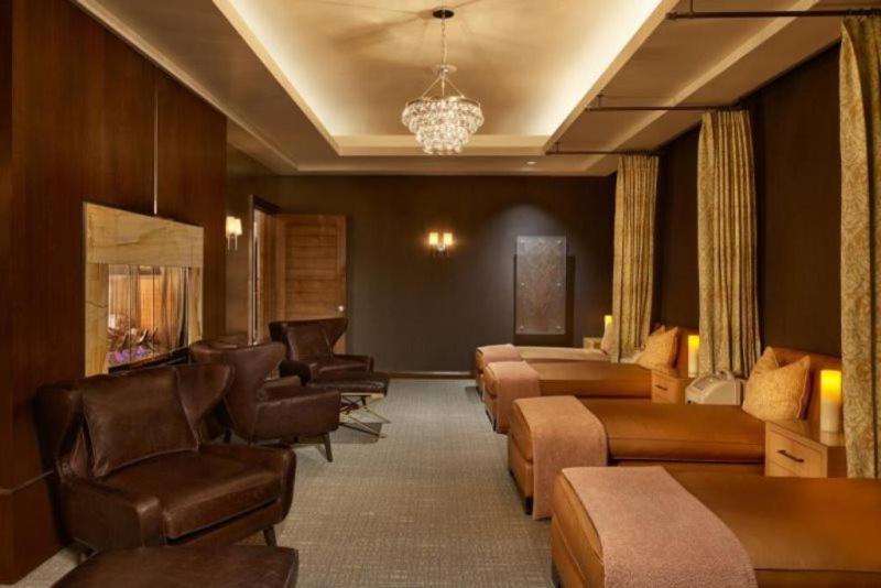 St, Regis 2 Bedroom