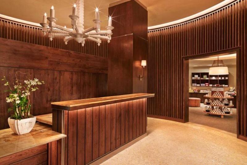 St, Regis 2 Bedroom Apartment