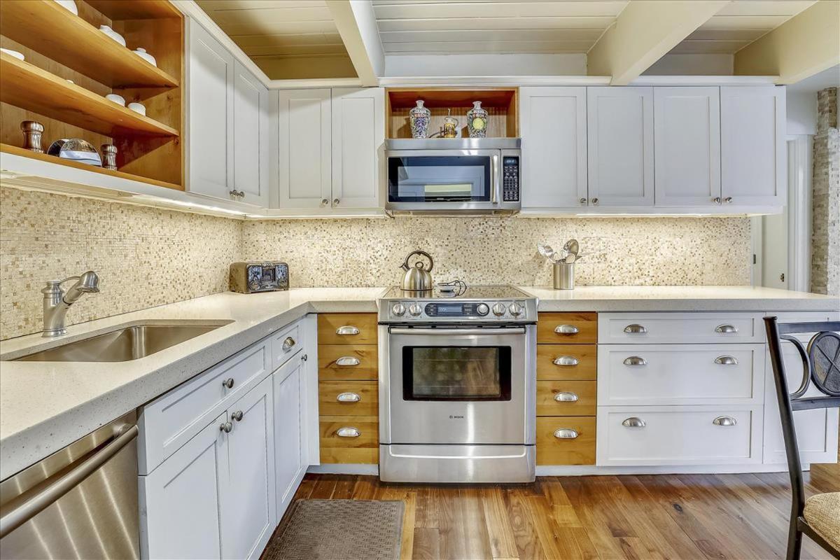 Walk Everywhere! Deluxe Apartment Aspen