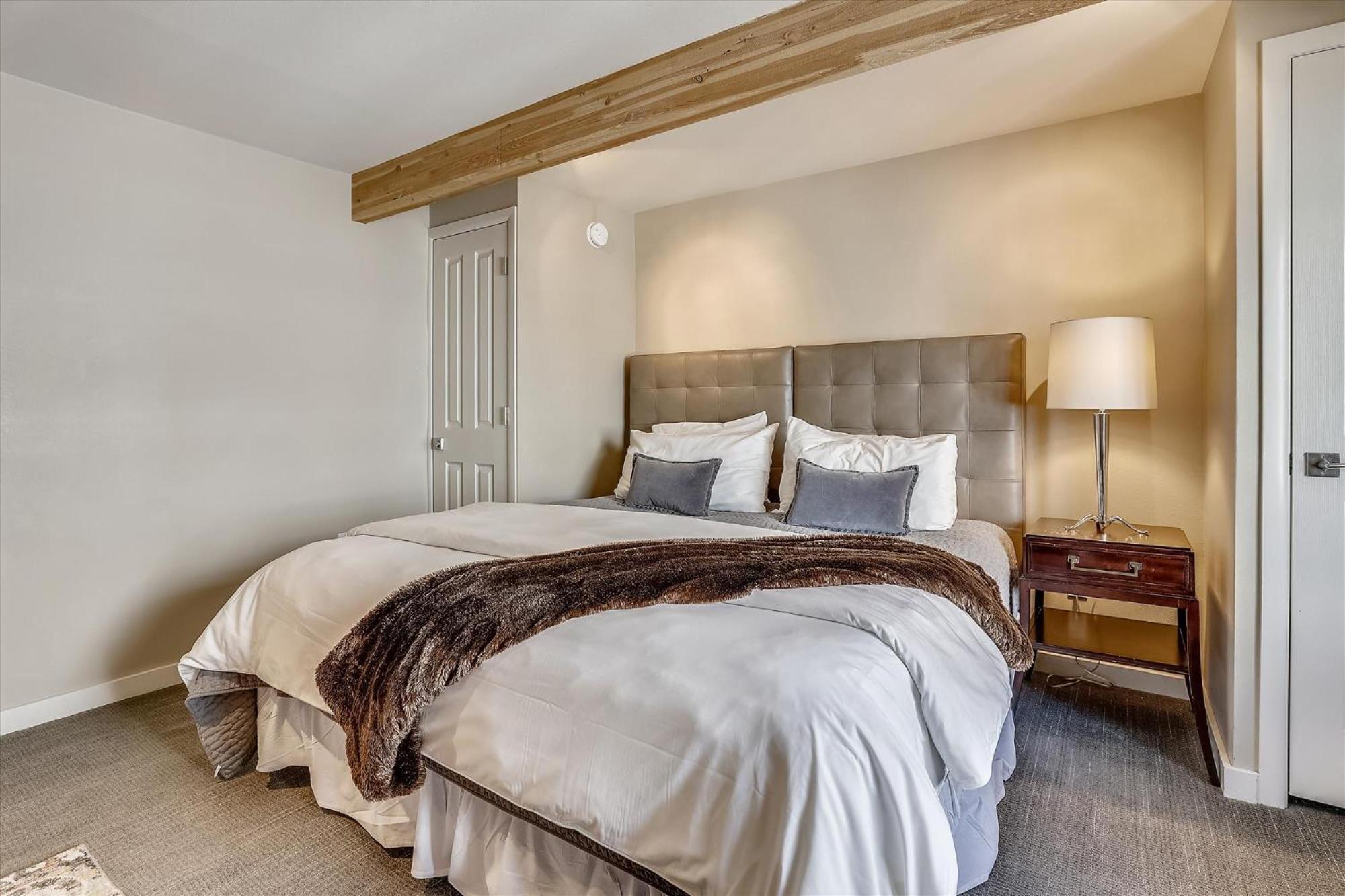 Elegant Downtown - Walk To Shops, Hill & Dining *