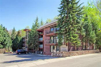 Frias Homes Of * Aspen