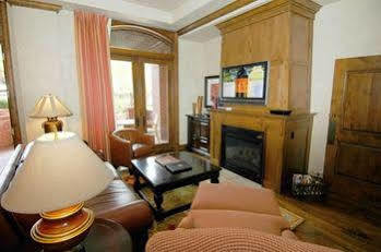 Hotel Mountain Residences 3 Bedroom