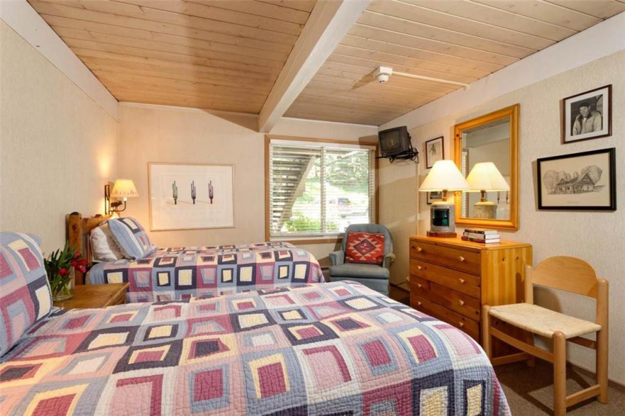 Standard Two Bedroom - Alps #207 * Aspen