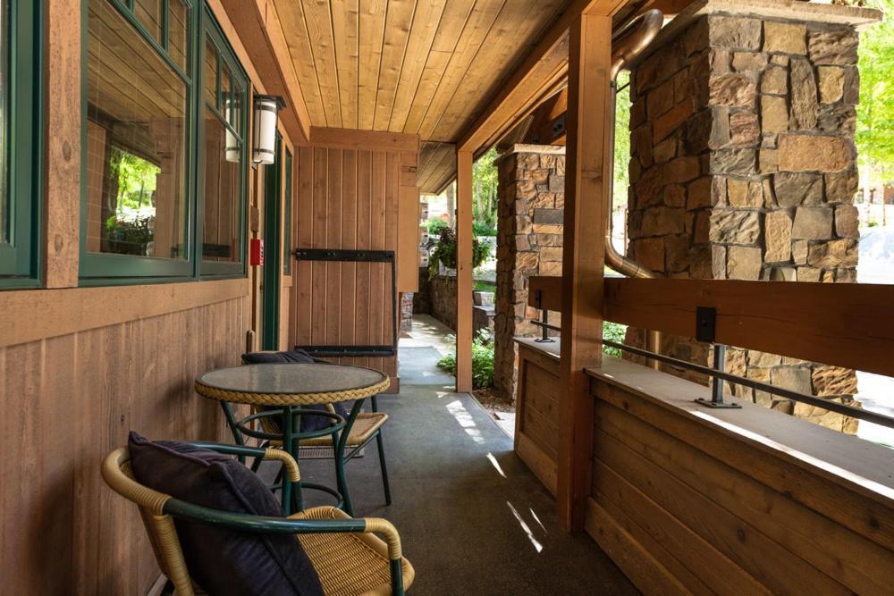 718 S, Mill St, Fasching Haus #4 Apartment Aspen