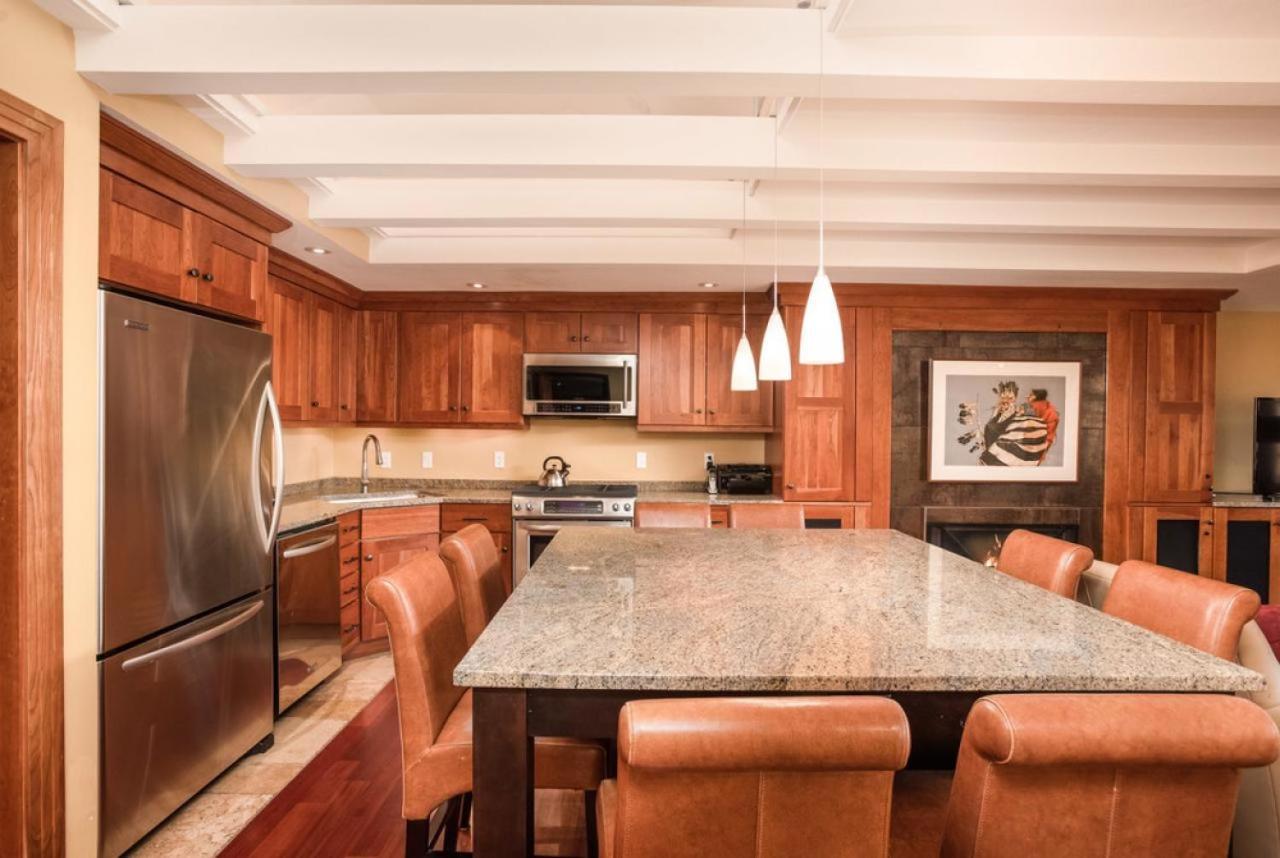 Fasching Haus Unit 9 & 10, 6 Bedroom, 6 Bth Condo, 2 Blocks To Downtown *