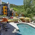 Durant Unit A101, Centrally Located, Sunny Condo With Great Views, A/C & Fireplace