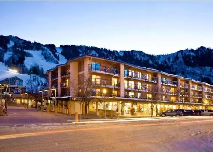 3 Bedroom Gold-Rated Condo At The Base Of Aspen Mountain