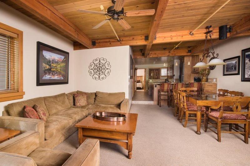 Apartment 2 Bedroom Mountain Residence In The Heart Of Aspen With Amenities Including Heated Pool, Hot Tubs, Game Room And Spa Aspen