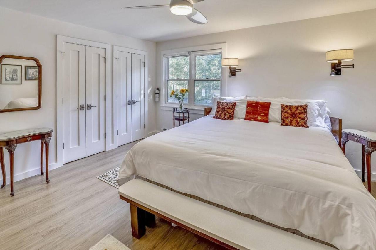 Apartment Premier Gondola Condo: Downtown Luxury Steps From Slopes