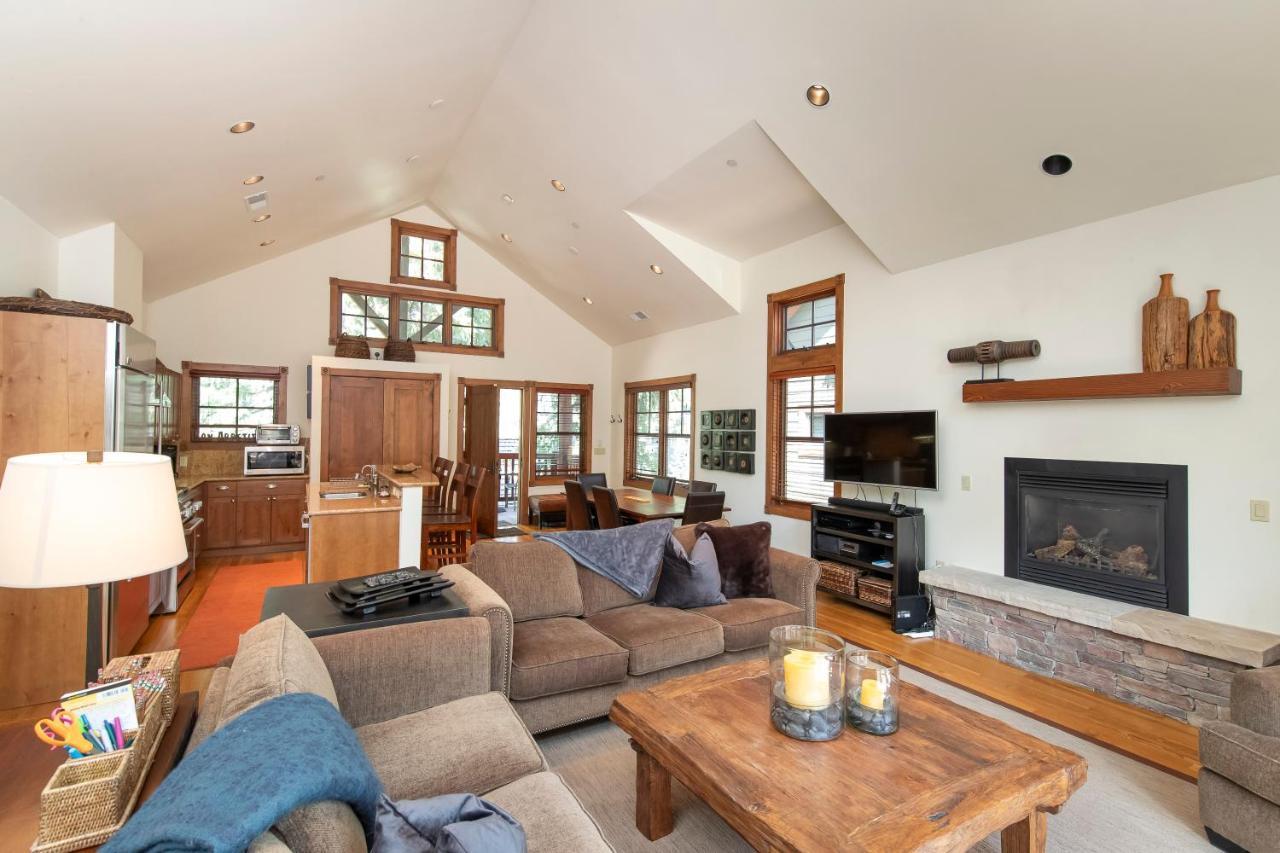 Holiday home Christiana Unit 201c, Light-filled Luxury With Views Of Mountain Aspen