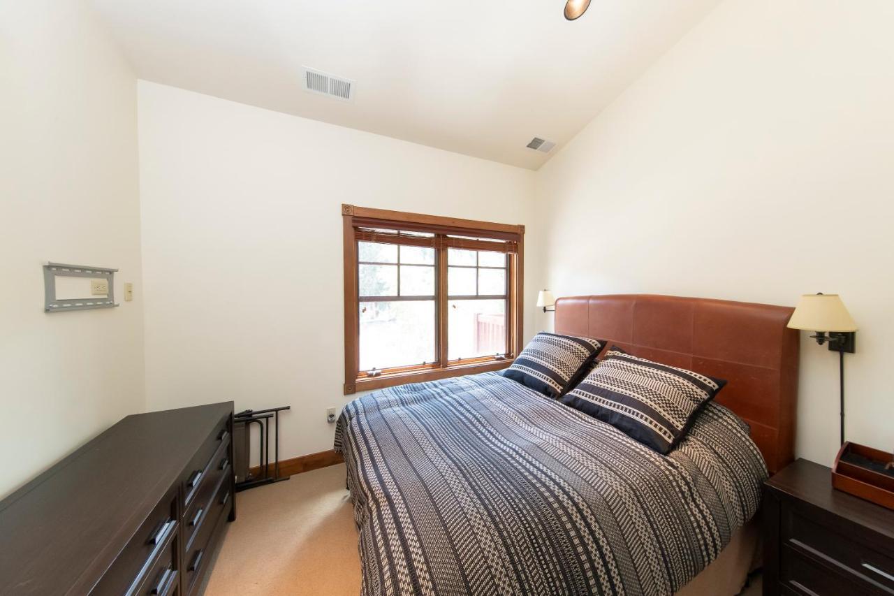 Holiday home Christiana Unit 201c, Light-filled Luxury With Views Of Mountain