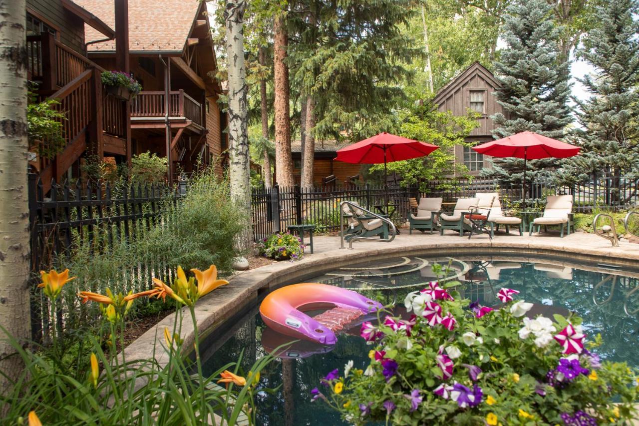 Christiana Unit 201c, Light-filled Luxury With Views Of Mountain *