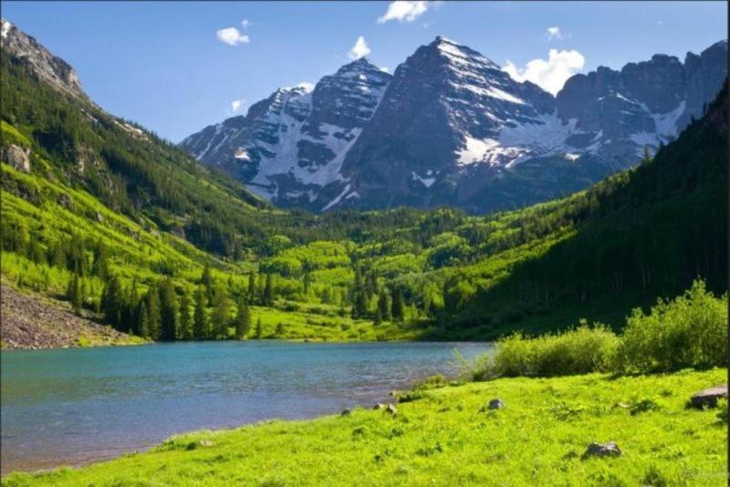 2 Bedroom Mountain Residence In The Heart Of Aspen With Amenities Including Heated Pool, Hot Tubs, Game Room And Spa Apartment *