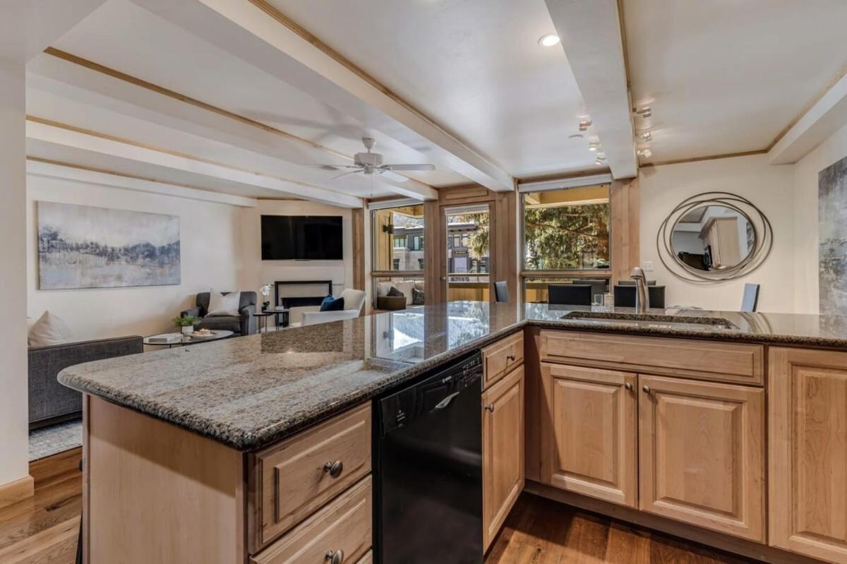 Apartment New Listing 2br 2ba - Mountain Views