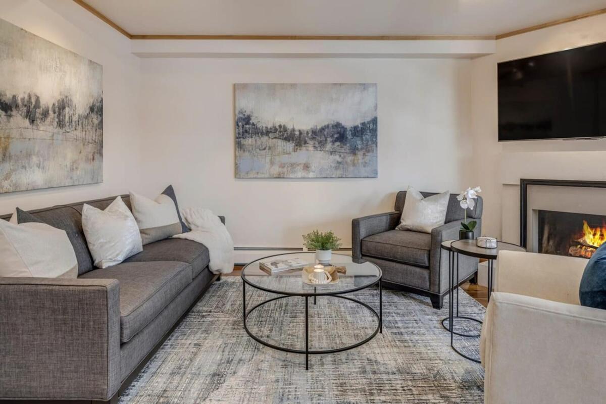 Apartment New Listing 2br 2ba - Mountain Views