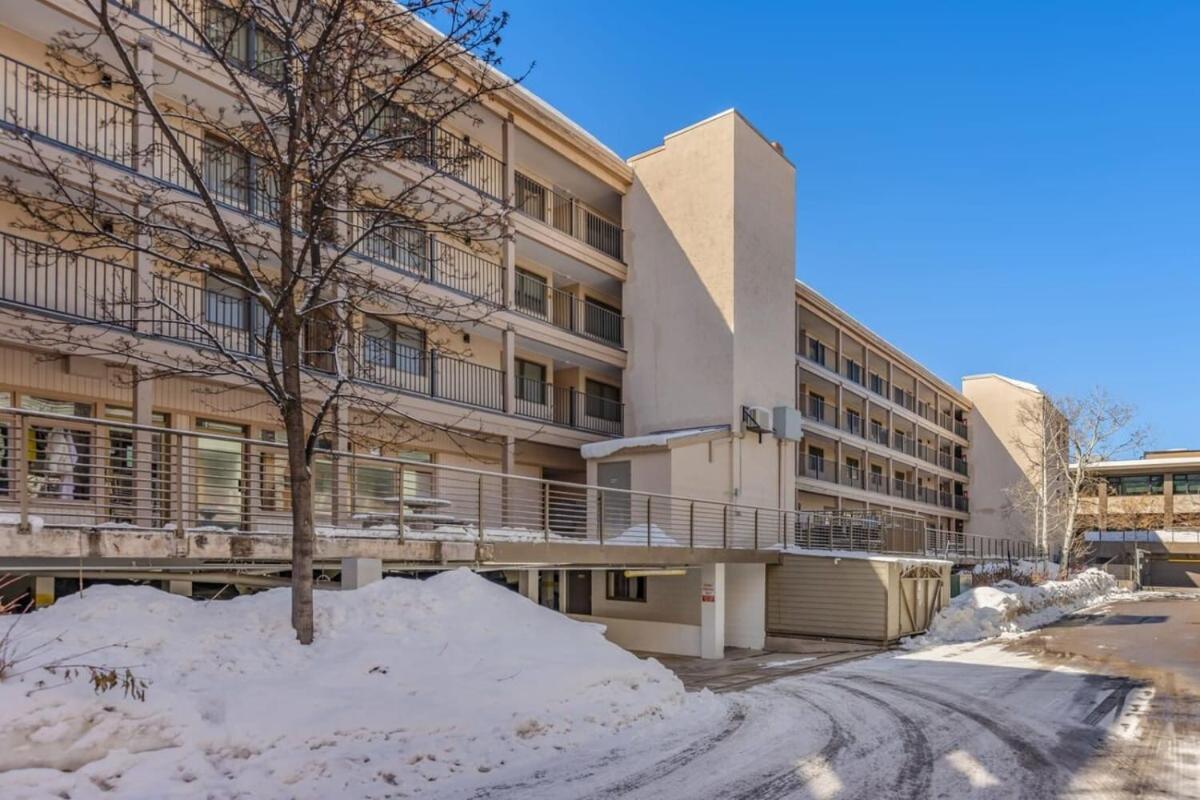 Apartment New Listing 2br 2ba - Mountain Views *